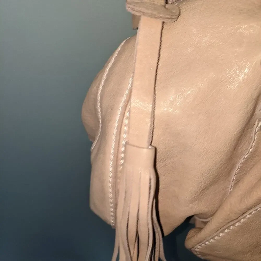 Vera Pelle Vintage Y2K Leather Baguette Hobo Bag Rivets Domed Rivets Light Tan